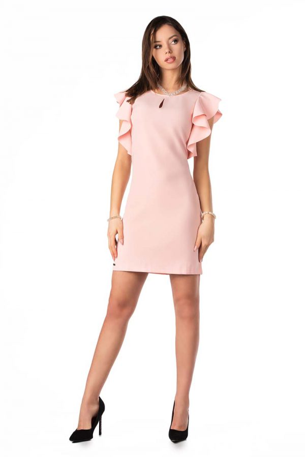Różowa Ołówkowa sukienka z Falbankami na Ramionach.