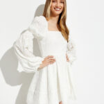 CAROLINE CONSTAS - Haftowana sukienka z bawełny Wren. Kwiaty Biały