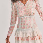 LOVE SHACK FANCY - Jedwabna mini sukienka Pirelle. Kwiaty Różowy / Fioletowy