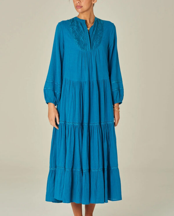 Sukienka rozkloszowana w kolorze Niebieski / Granatowy.