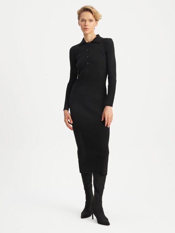 BGN Sukienka dzianinowa w kolorze czarnym rozmiar: 34.