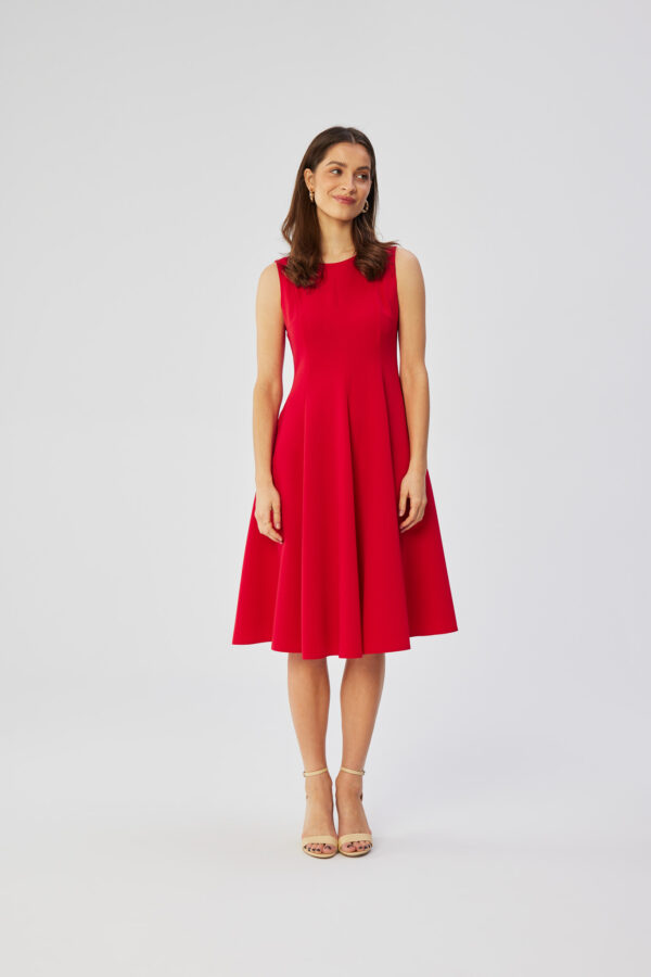 Elegancka rozkloszowana sukienka koktajlowa czerwona.