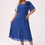 Elegancka szyfonowa sukienka Catalina w chabrowym kolorze na wesele PLUS SIZE XXL