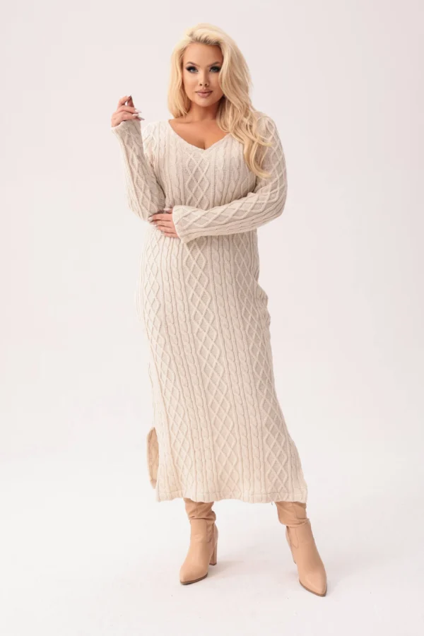 Kremowa sweterkowa sukienka Arianna MAXI z warkoczowym splotem PLUS SIZE XXL